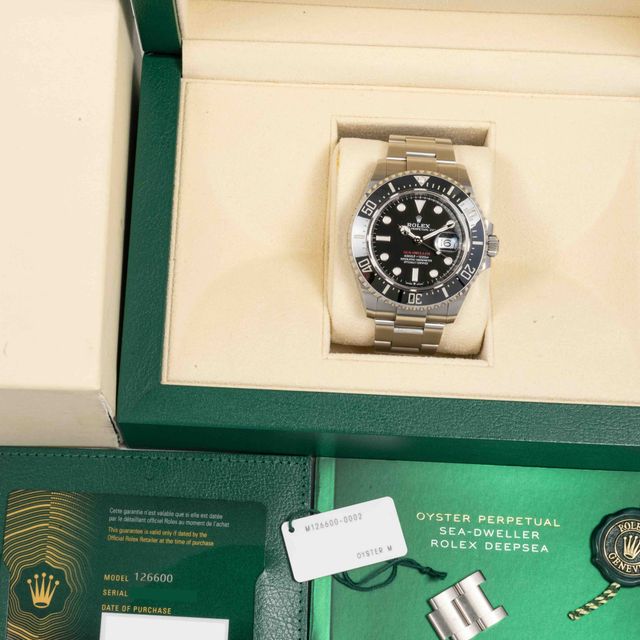 Rolex Sea-Dweller 126600 Image 6